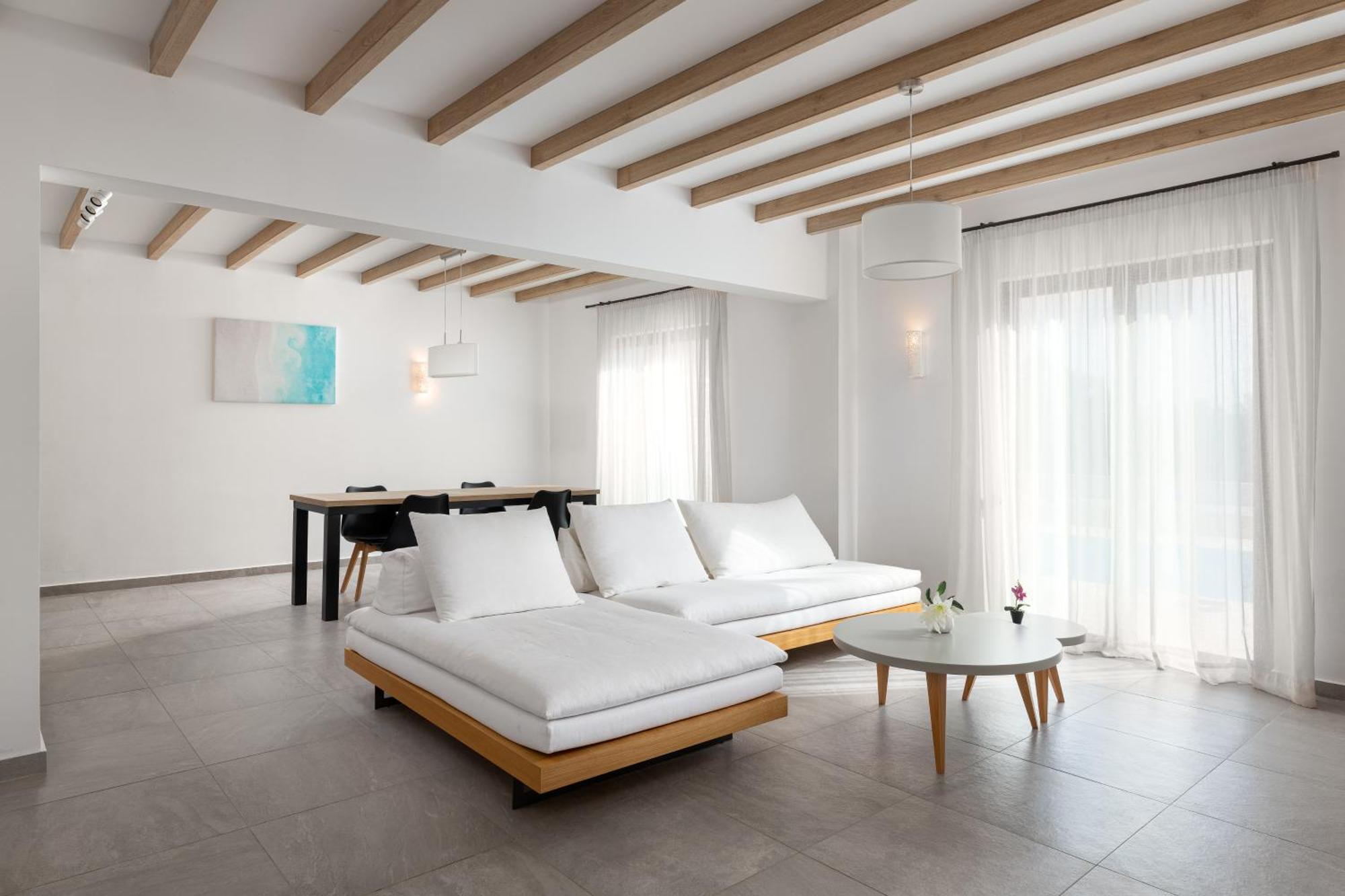 Terra Pietra Luxury & * Lardos