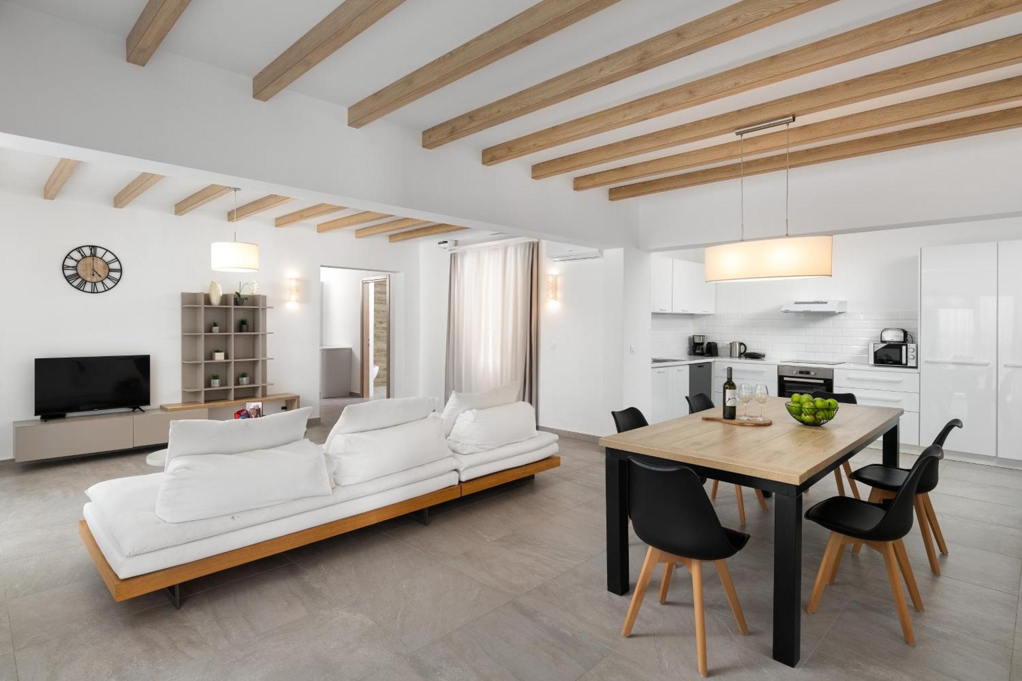 Terra Pietra Luxury & Lardos